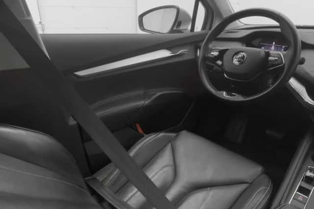 Škoda Enyaq (2021) thumbnail 12
