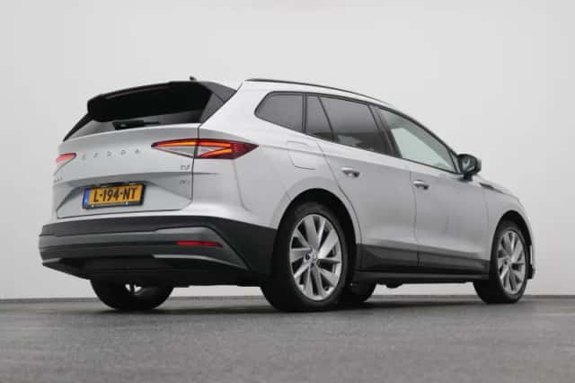 Škoda Enyaq (2021) thumbnail 17