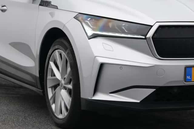 Škoda Enyaq (2021) thumbnail 18