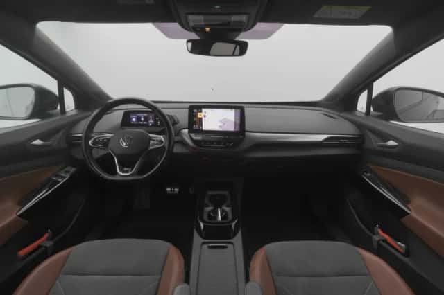 Volkswagen ID.4 (2020) thumbnail 3