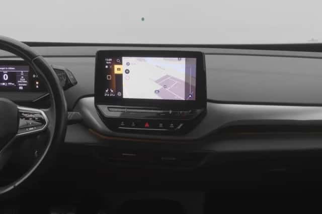 Volkswagen ID.4 (2020) thumbnail 9