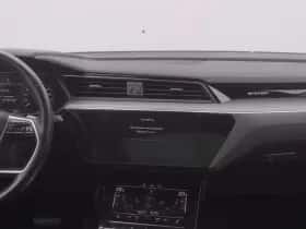 Audi e-tron (2020) thumbnail 9