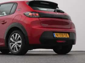 Peugeot e-208 (2021) thumbnail 23