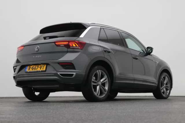 Volkswagen T-Roc (2022) thumbnail 16