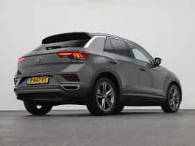 Volkswagen T-Roc (2022) thumbnail 16