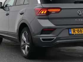 Volkswagen T-Roc (2022) thumbnail 18