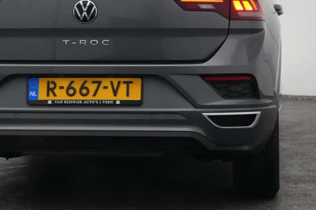 Volkswagen T-Roc (2022) thumbnail 20