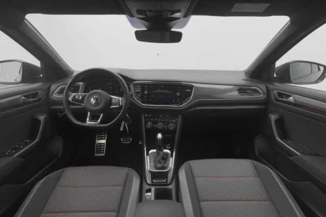 Volkswagen T-Roc (2022) thumbnail 3