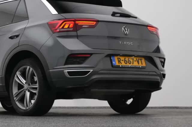 Volkswagen T-Roc (2022) thumbnail 22