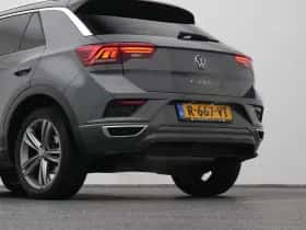 Volkswagen T-Roc (2022) thumbnail 22
