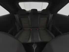Volkswagen T-Roc (2022) thumbnail 4