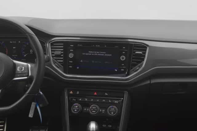 Volkswagen T-Roc (2022) thumbnail 8