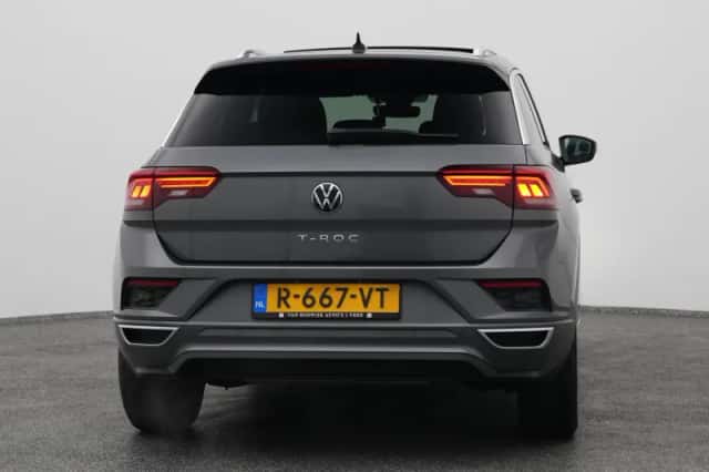 Volkswagen T-Roc (2022) thumbnail 10