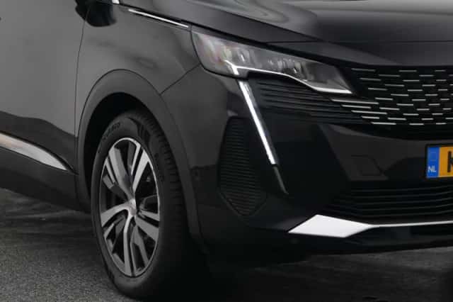 Peugeot 3008 (2021) thumbnail 17
