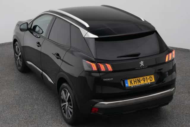 Peugeot 3008 (2021) thumbnail 25