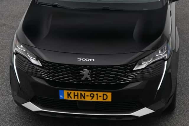 Peugeot 3008 (2021) thumbnail 30