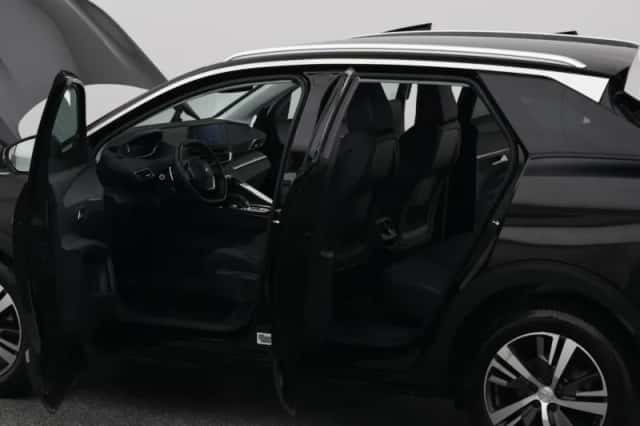 Peugeot 3008 (2021) thumbnail 33