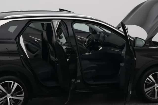 Peugeot 3008 (2021) thumbnail 34