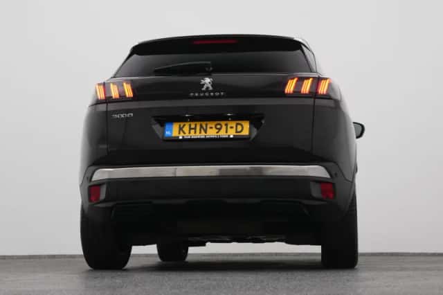 Peugeot 3008 (2021) thumbnail 36