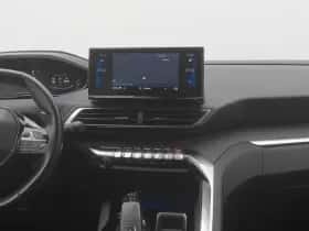 Peugeot 3008 (2021) thumbnail 8