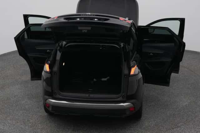 Peugeot 3008 (2021) thumbnail 29