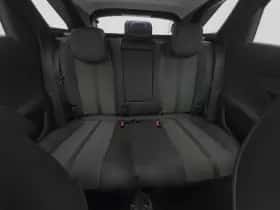 Peugeot 3008 (2021) thumbnail 4