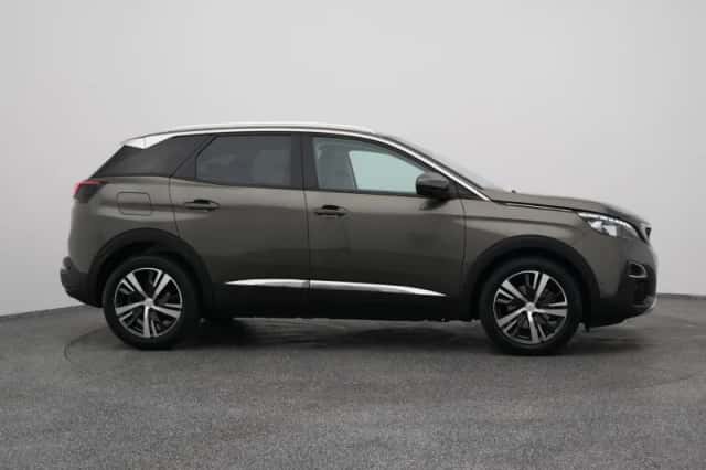 Peugeot 3008 (2020) thumbnail 14
