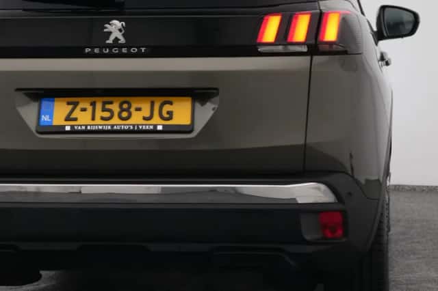 Peugeot 3008 (2020) thumbnail 20