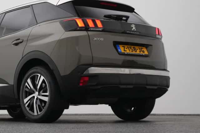 Peugeot 3008 (2020) thumbnail 22