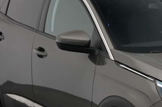 Peugeot 3008 (2020) thumbnail 23