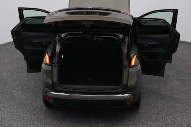 Peugeot 3008 (2020) thumbnail 29