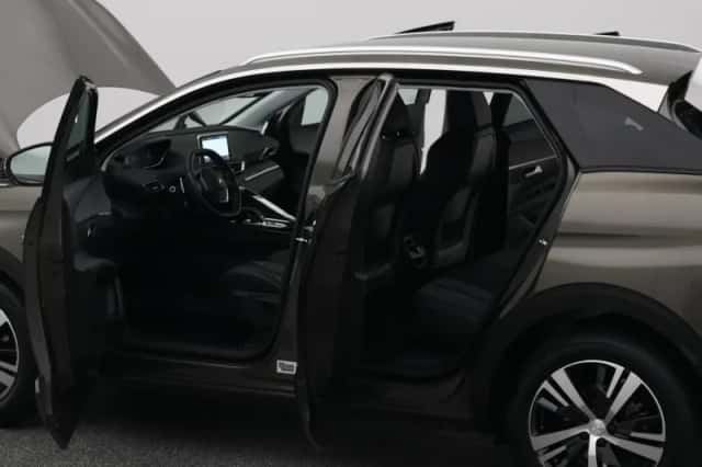 Peugeot 3008 (2020) thumbnail 33