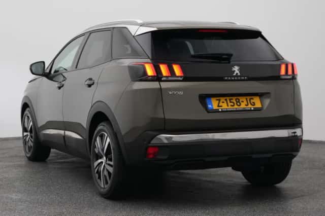Peugeot 3008 (2020) thumbnail 5