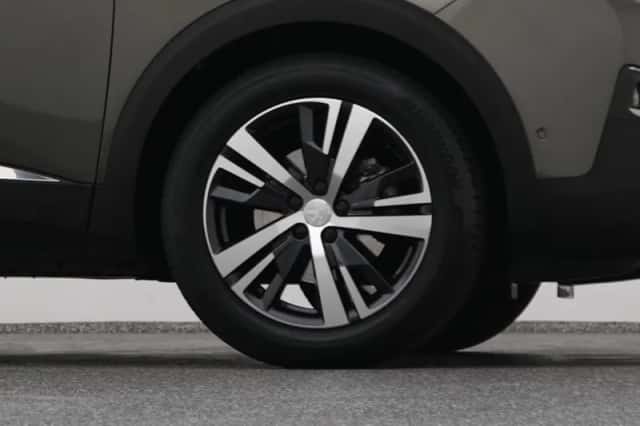 Peugeot 3008 (2020) thumbnail 42