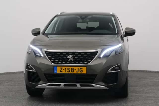 Peugeot 3008 (2020) thumbnail 9