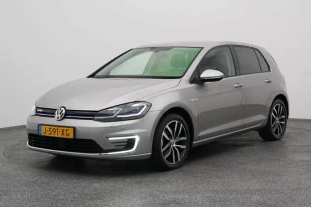 Volkswagen E-Golf (2020) thumbnail 1