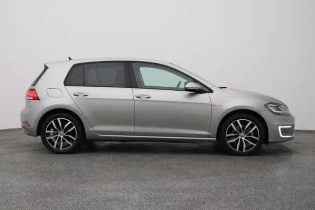Volkswagen E-Golf (2020) thumbnail 15