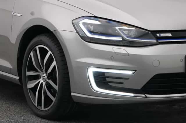 Volkswagen E-Golf (2020) thumbnail 18