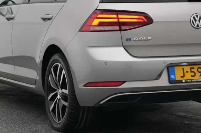 Volkswagen E-Golf (2020) thumbnail 19