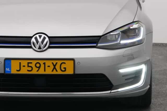 Volkswagen E-Golf (2020) thumbnail 20