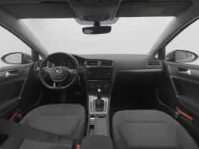 Volkswagen E-Golf (2020) thumbnail 3
