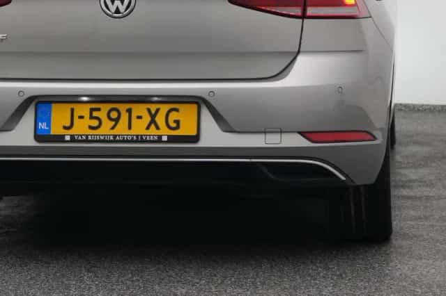 Volkswagen E-Golf (2020) thumbnail 21