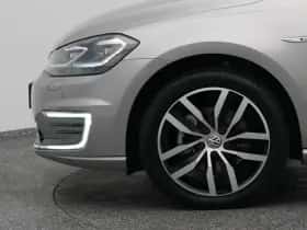 Volkswagen E-Golf (2020) thumbnail 22