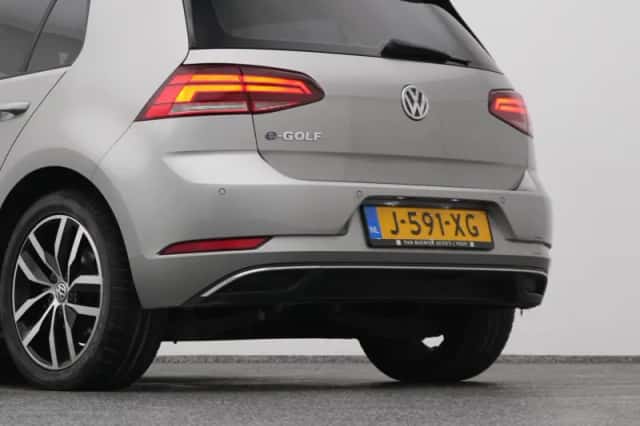 Volkswagen E-Golf (2020) thumbnail 23