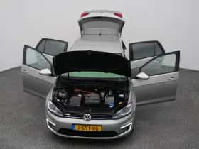 Volkswagen E-Golf (2020) thumbnail 28