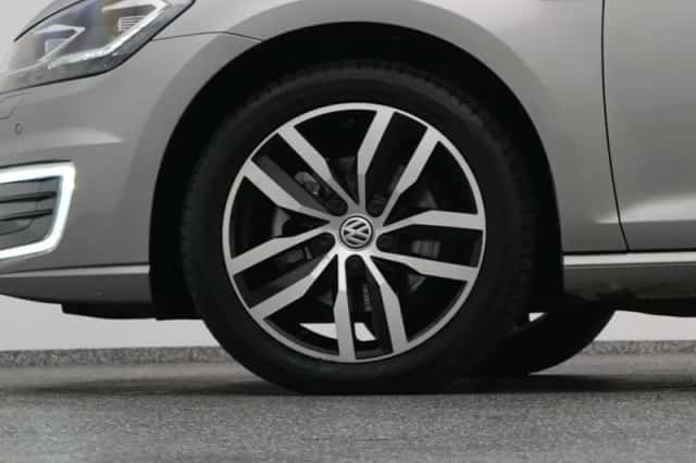 Volkswagen E-Golf (2020) thumbnail 40