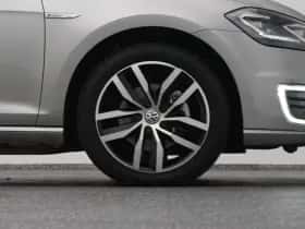 Volkswagen E-Golf (2020) thumbnail 43