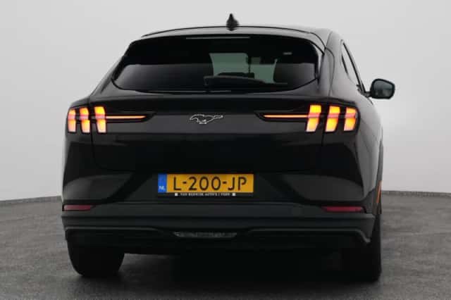 Ford Mustang (2021) thumbnail 11