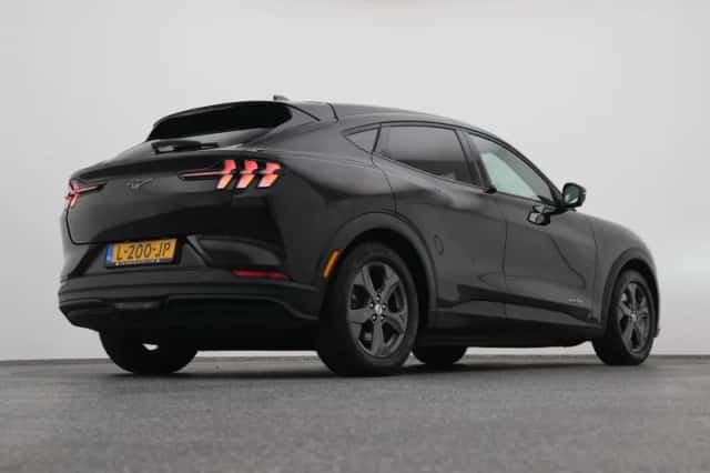 Ford Mustang (2021) thumbnail 17