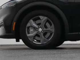 Ford Mustang (2021) thumbnail 40